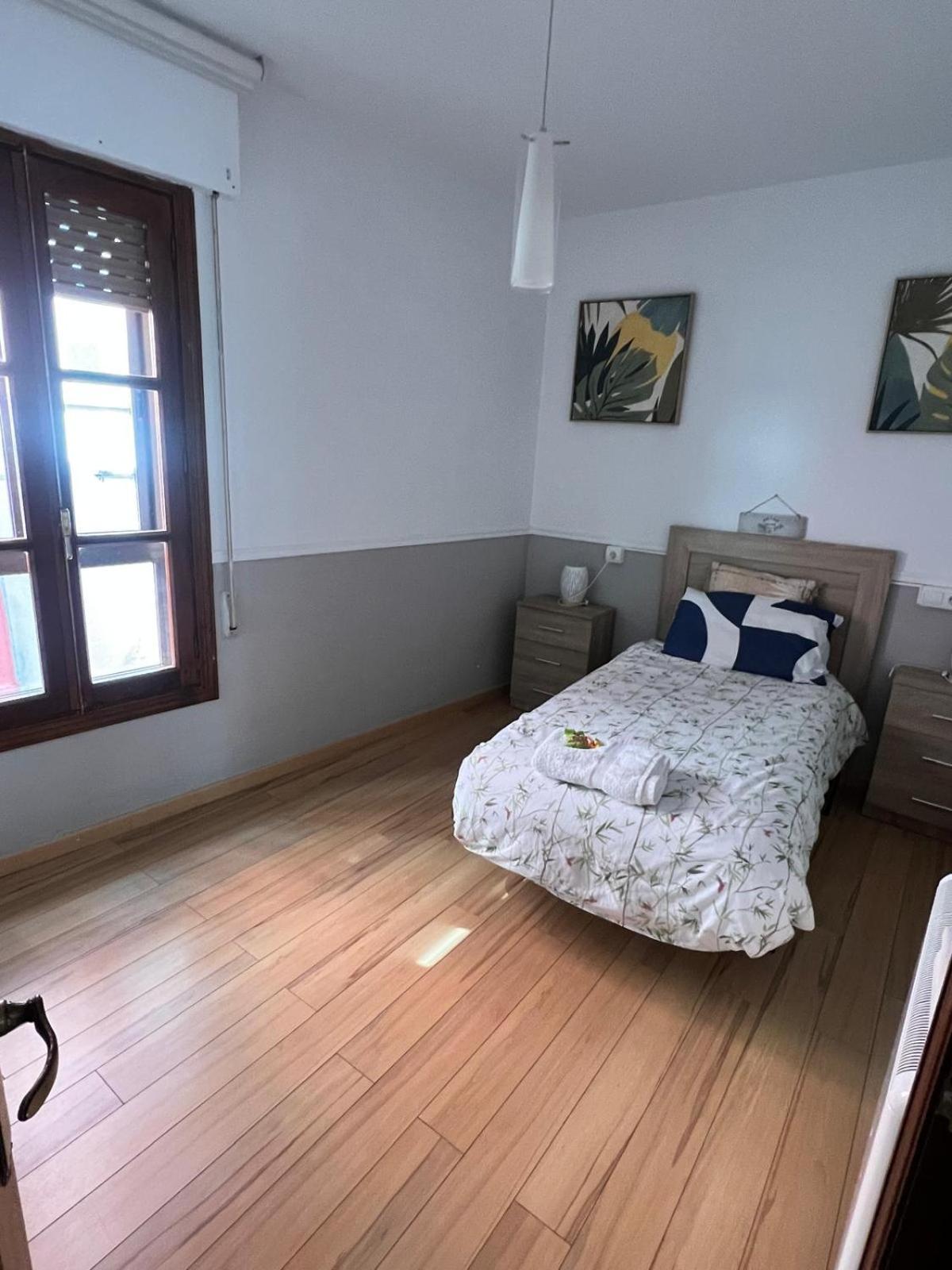 Ferienwohnung La Torre Del Reloj Ponferrada Zimmer foto